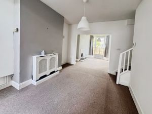 DINING ROOM- click for photo gallery